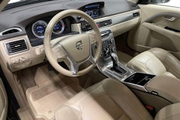 ruskea (beige) Volvo XC70 2013 kuva 7.