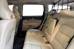 valkoinen Volvo XC70 2013 kuva 8.
