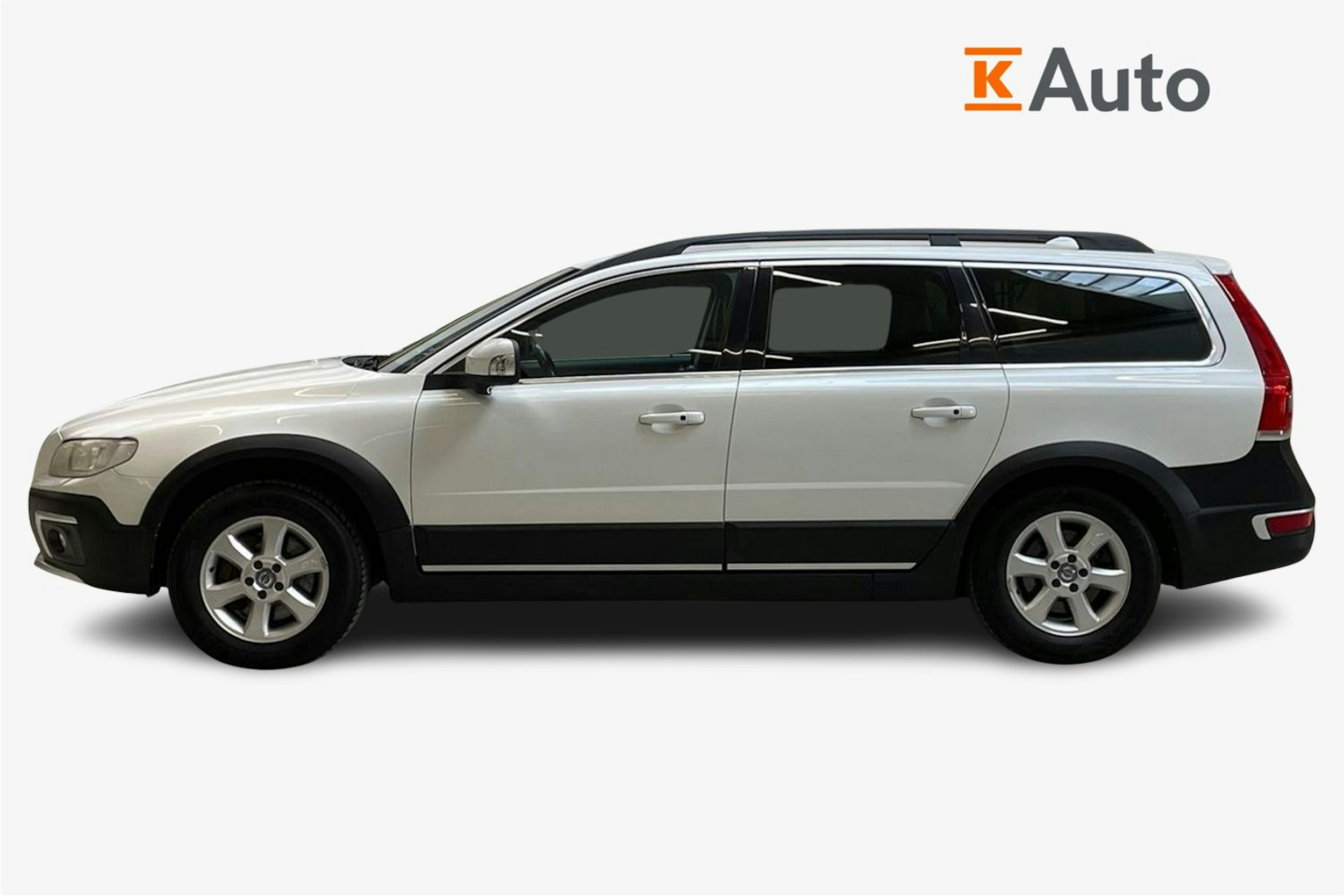 valkoinen Volvo XC70 2014 kuva 6.