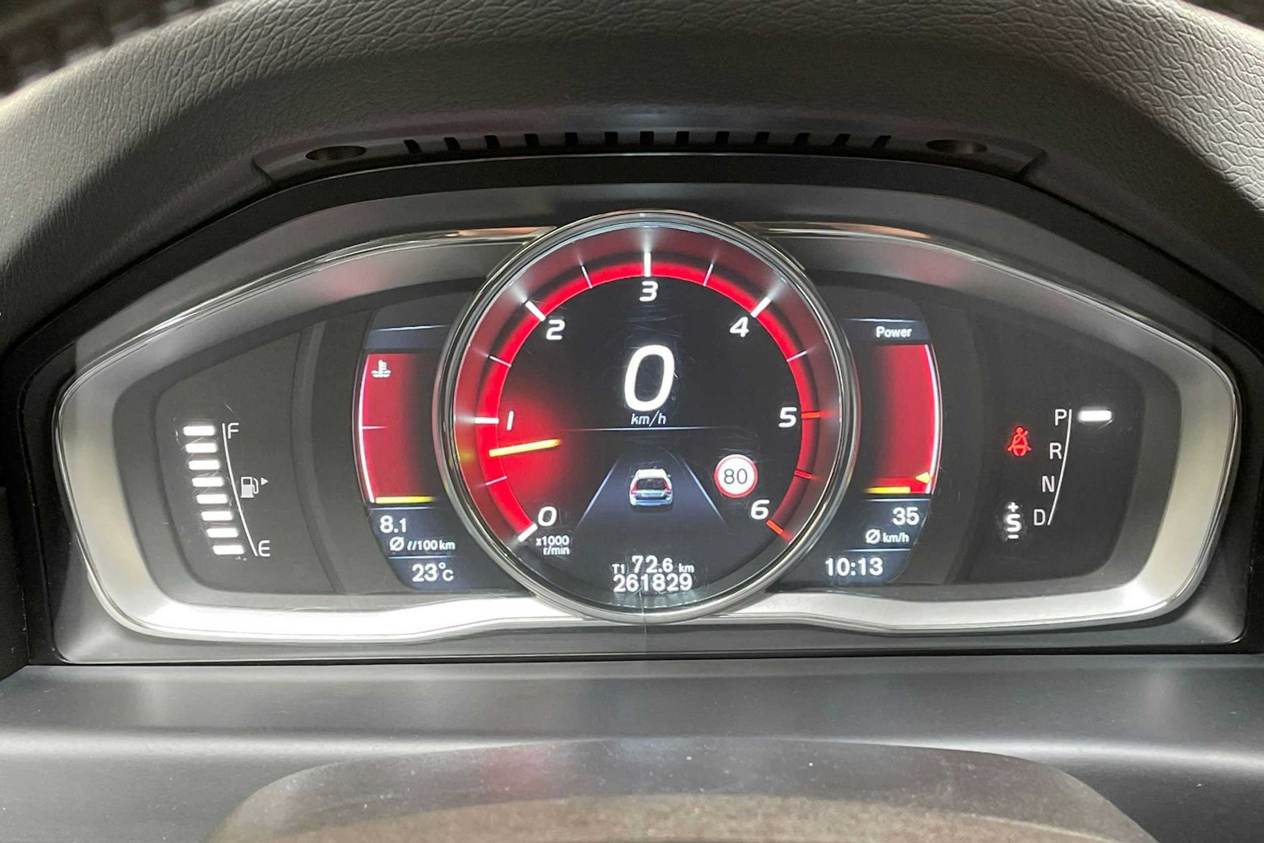 valkoinen Volvo XC70 2014 kuva 15.