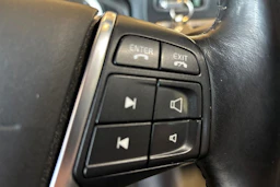 musta Volvo XC70 2011 kuva 16.