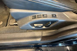 musta Volvo XC70 2011 kuva 18.