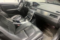 musta Volvo XC70 2014 kuva 19.