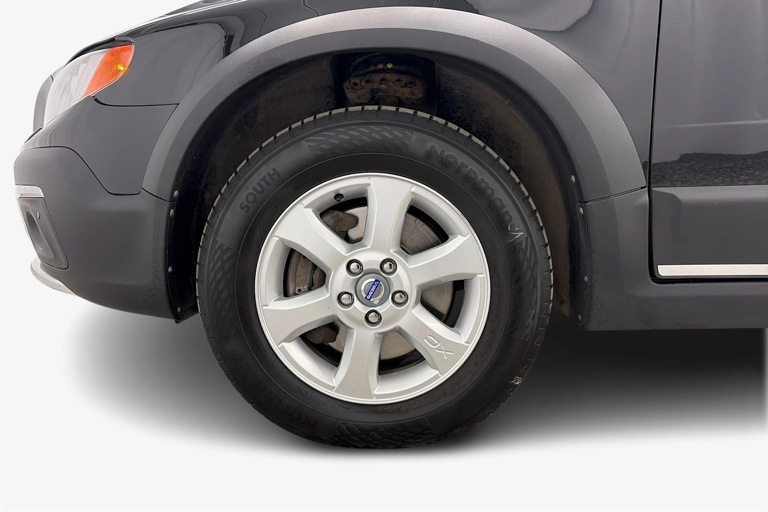 Musta Volvo XC70 2014 kuva 9.
