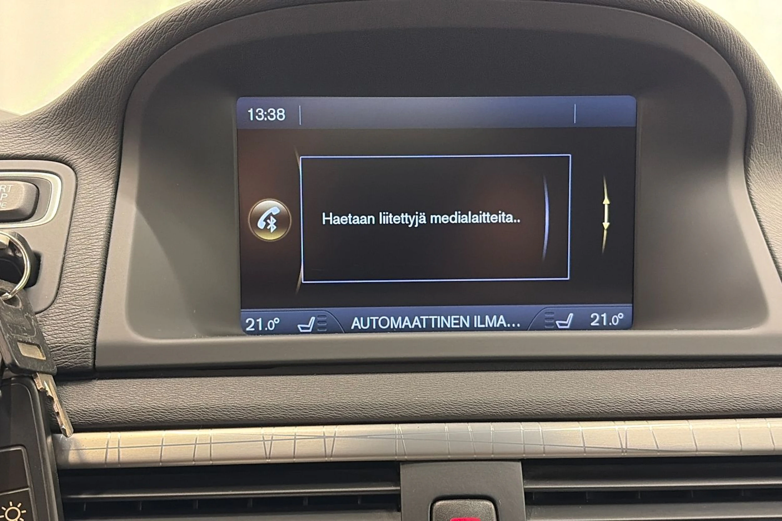 Musta Volvo XC70 2014 kuva 17.