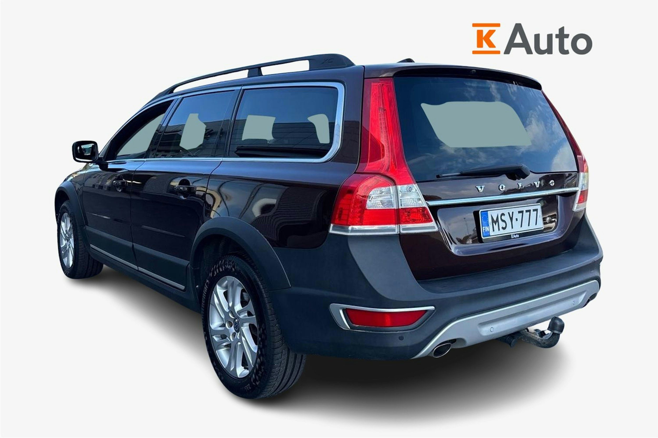 punainen Volvo XC70 2015 kuva 2.