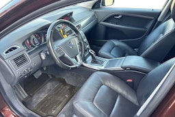 punainen Volvo XC70 2015 kuva 7.