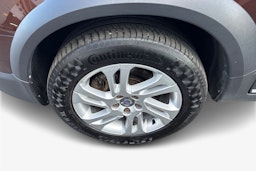 punainen Volvo XC70 2015 kuva 11.
