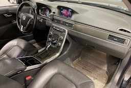 musta Volvo XC70 2015 kuva 28.
