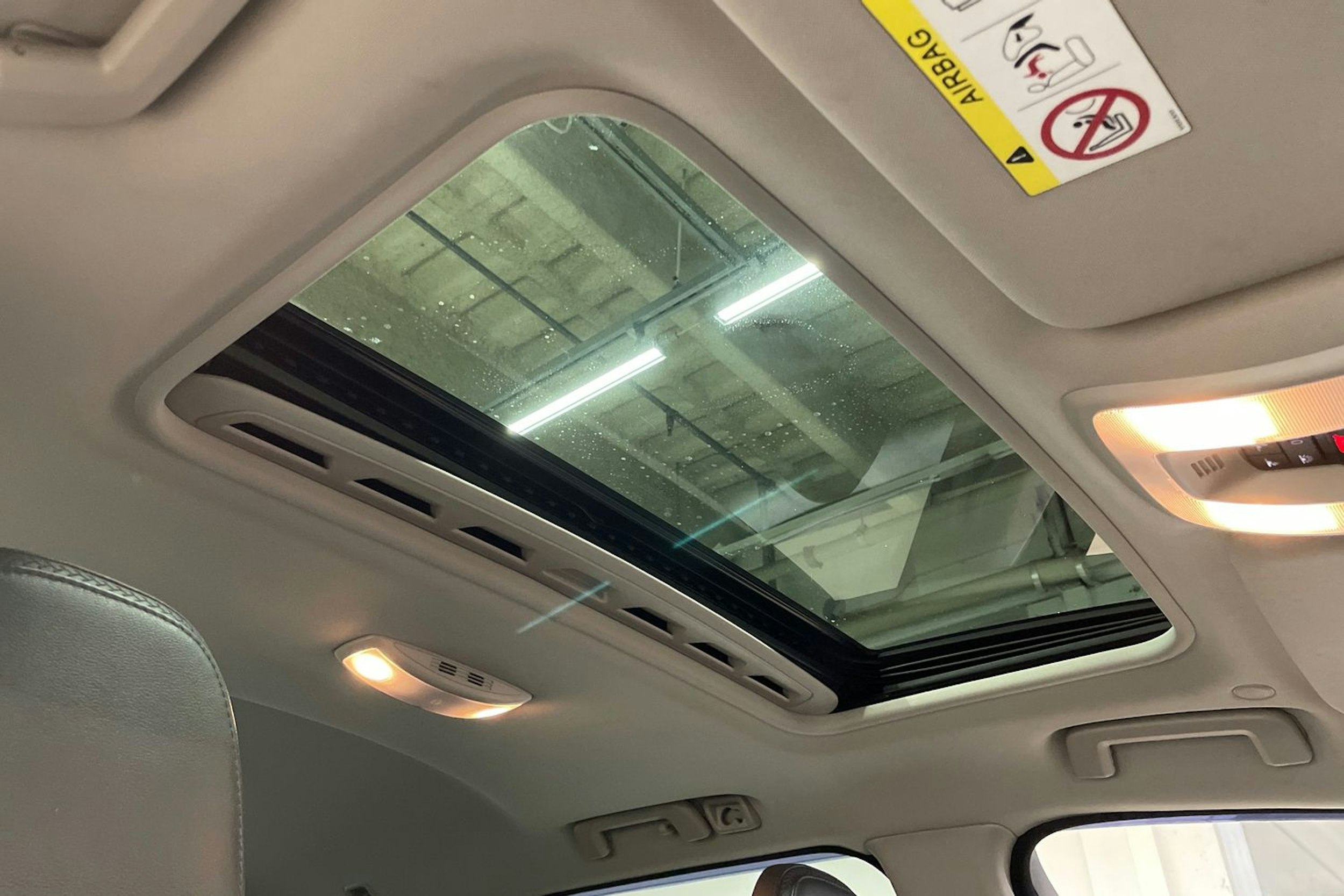 musta Volvo XC70 2015 kuva 29.