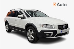 Valkoinen Volvo XC70 2016 kuva 1.