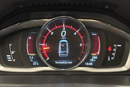 Valkoinen Volvo XC70 2016 kuva 19.