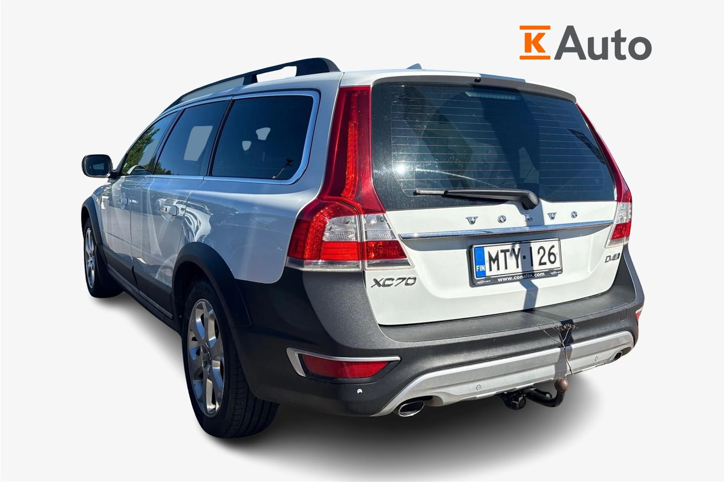valkoinen Volvo XC70 2016 kuva 2.