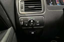 valkoinen Volvo XC70 2016 kuva 25.