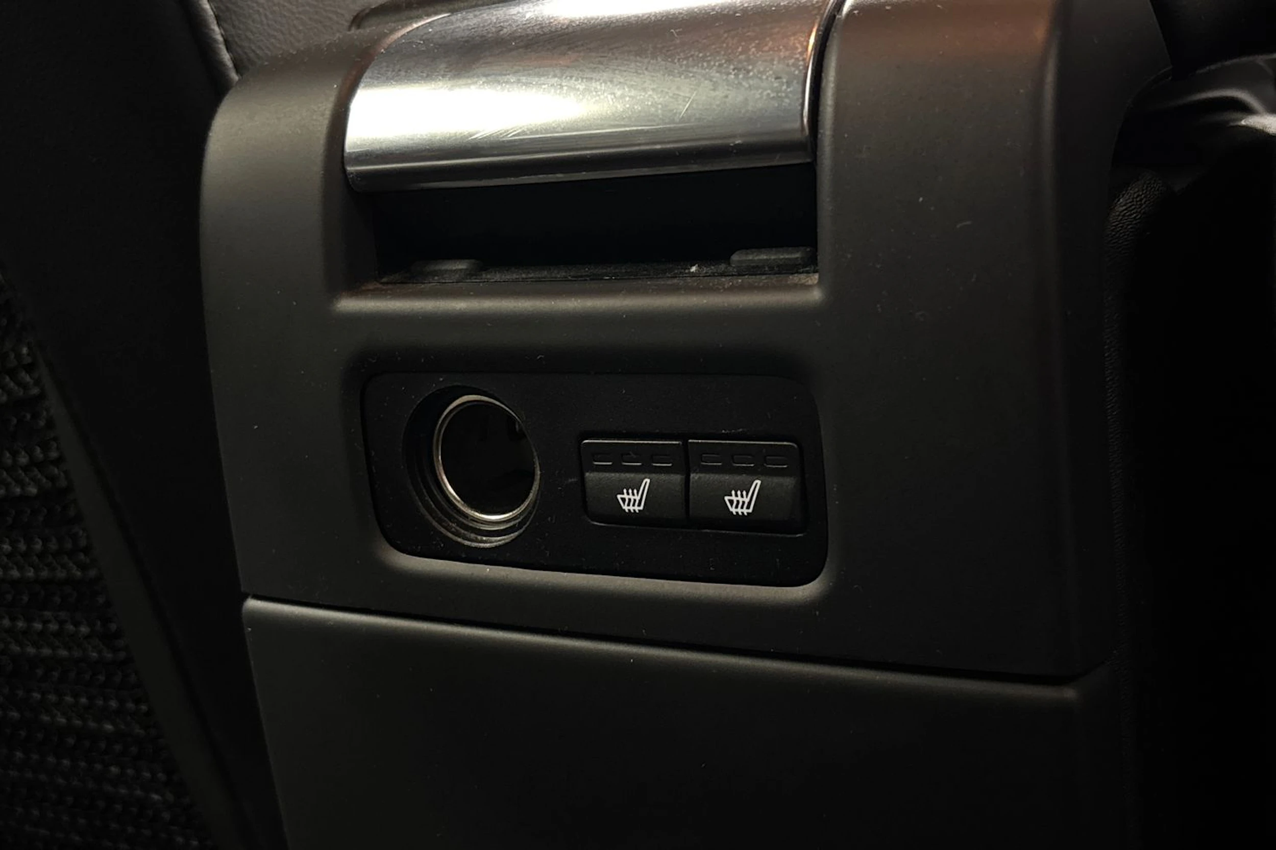 harmaa Volvo XC70 2016 kuva 12.