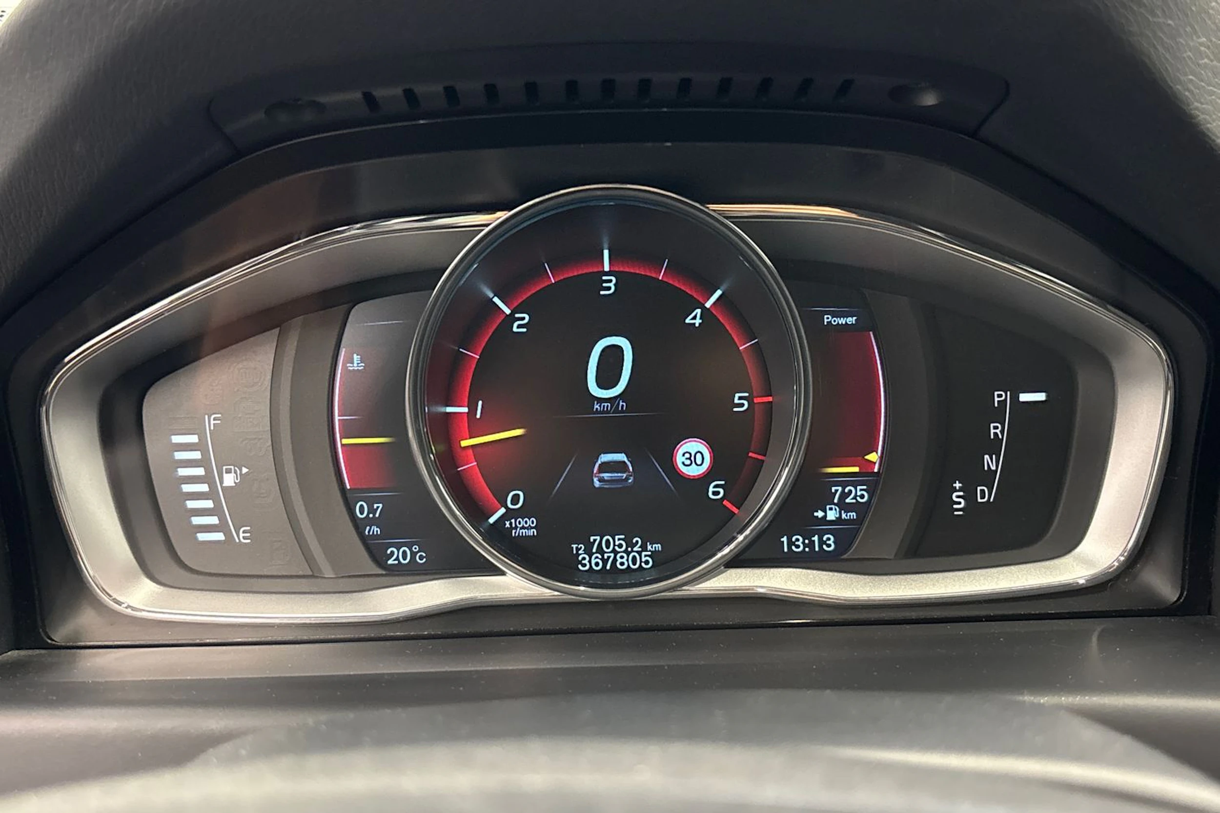 harmaa Volvo XC70 2016 kuva 19.