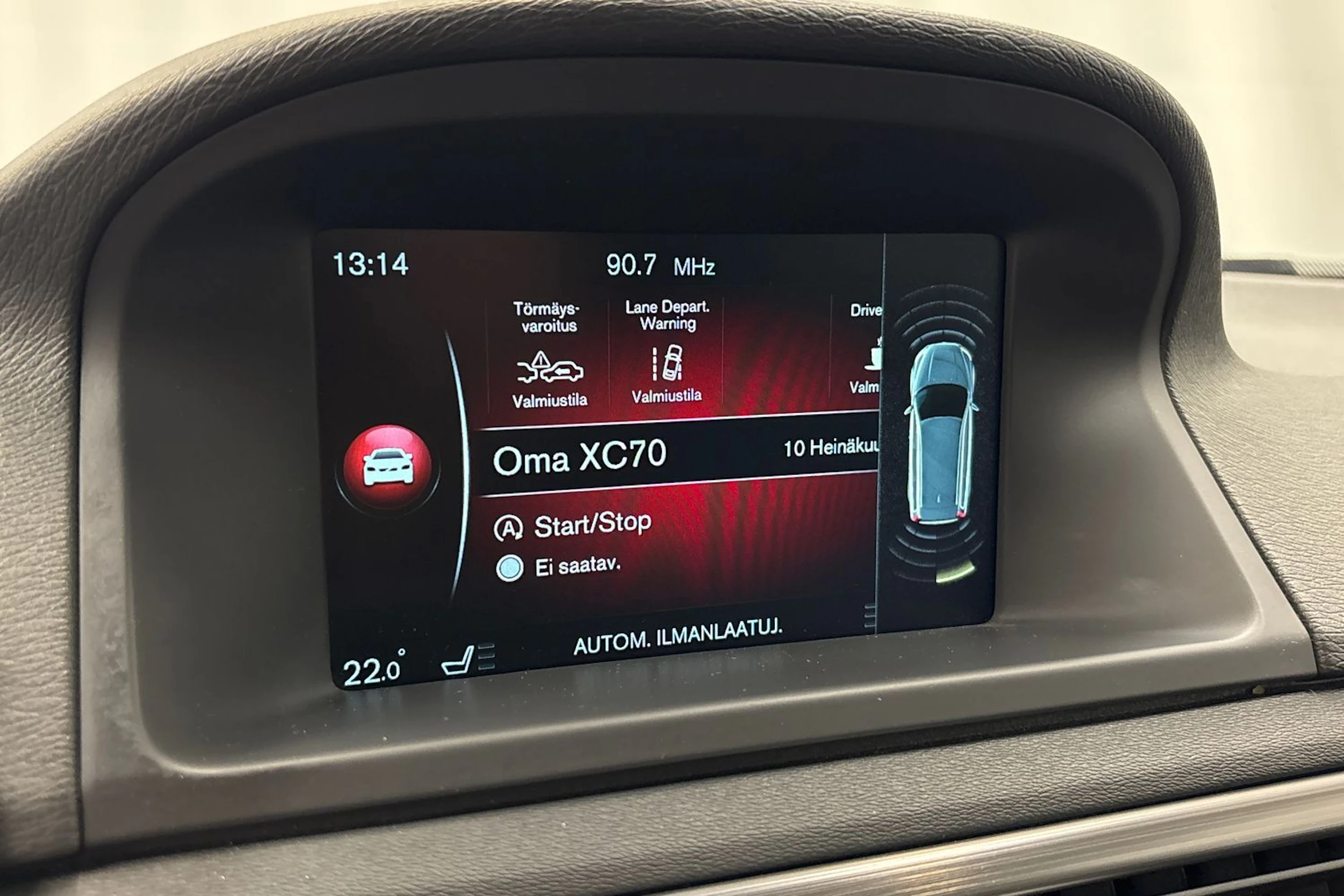 harmaa Volvo XC70 2016 kuva 23.