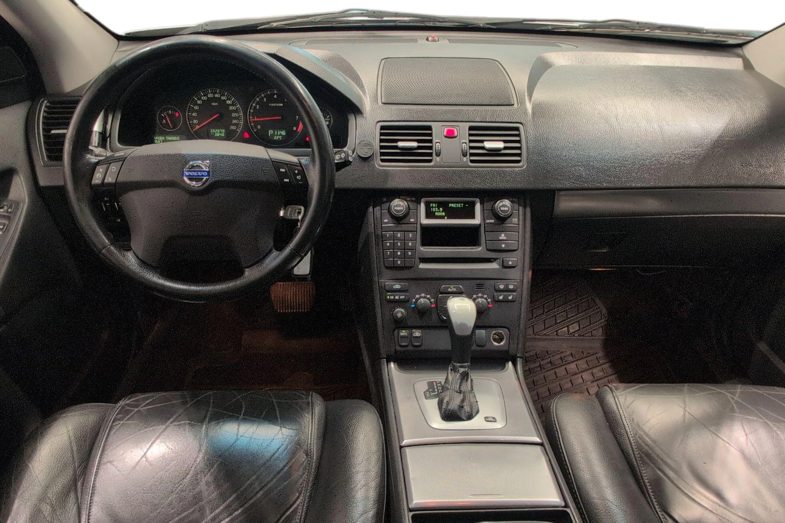 Harmaa Volvo XC90 2003 kuva 9.