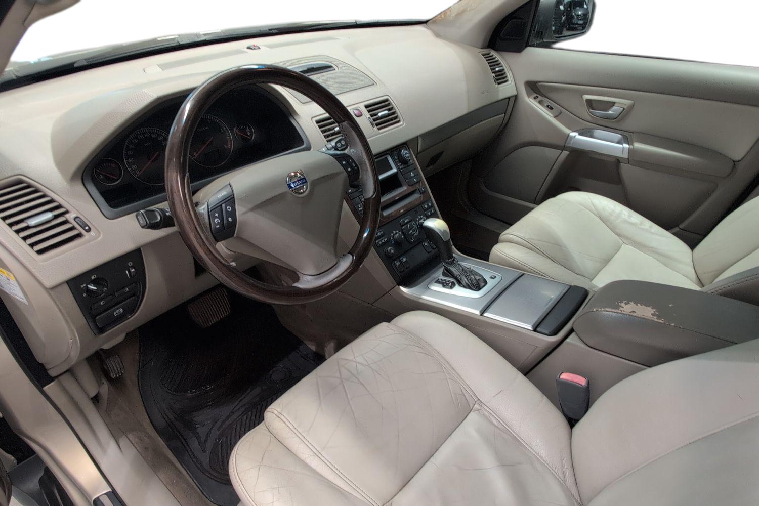 Volvo XC90 D5 AWD 5-P 2003, kuva 6/18