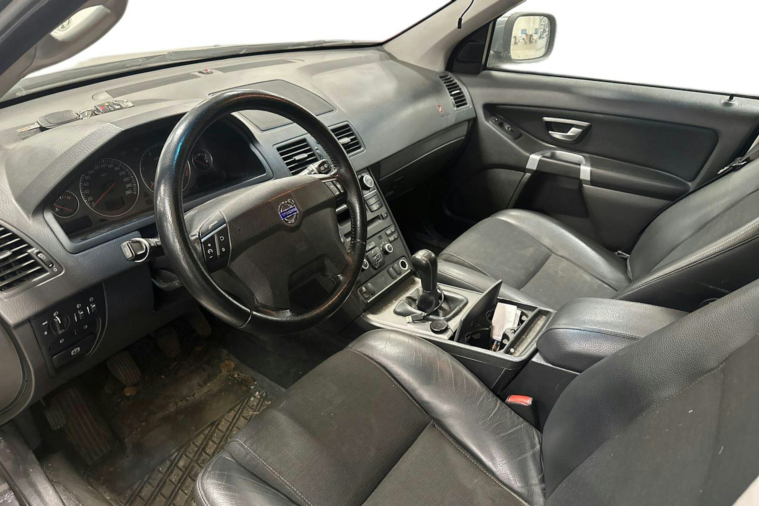 Harmaa Volvo XC90 2006 kuva 3.