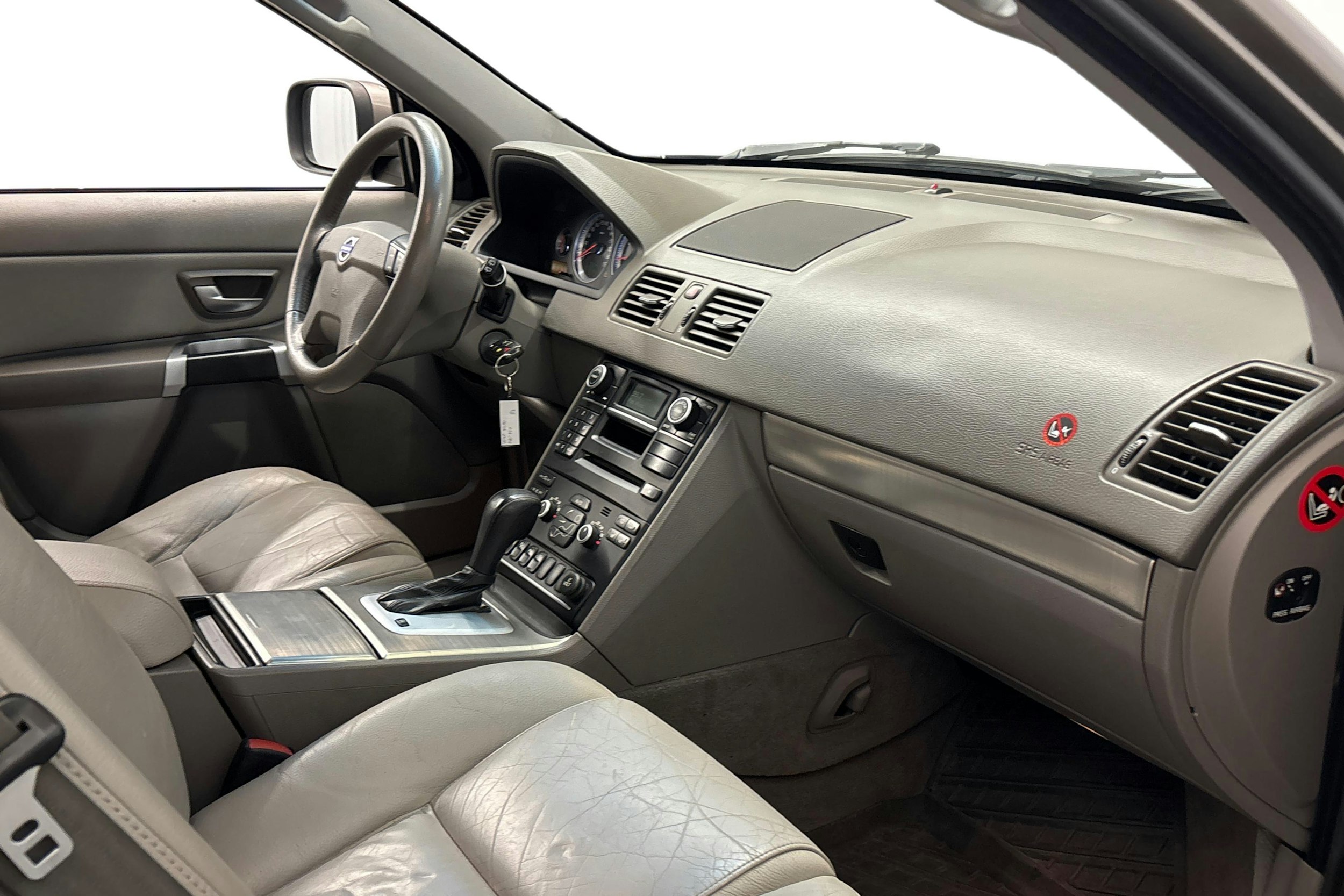 harmaa Volvo XC90 2008 kuva 10.