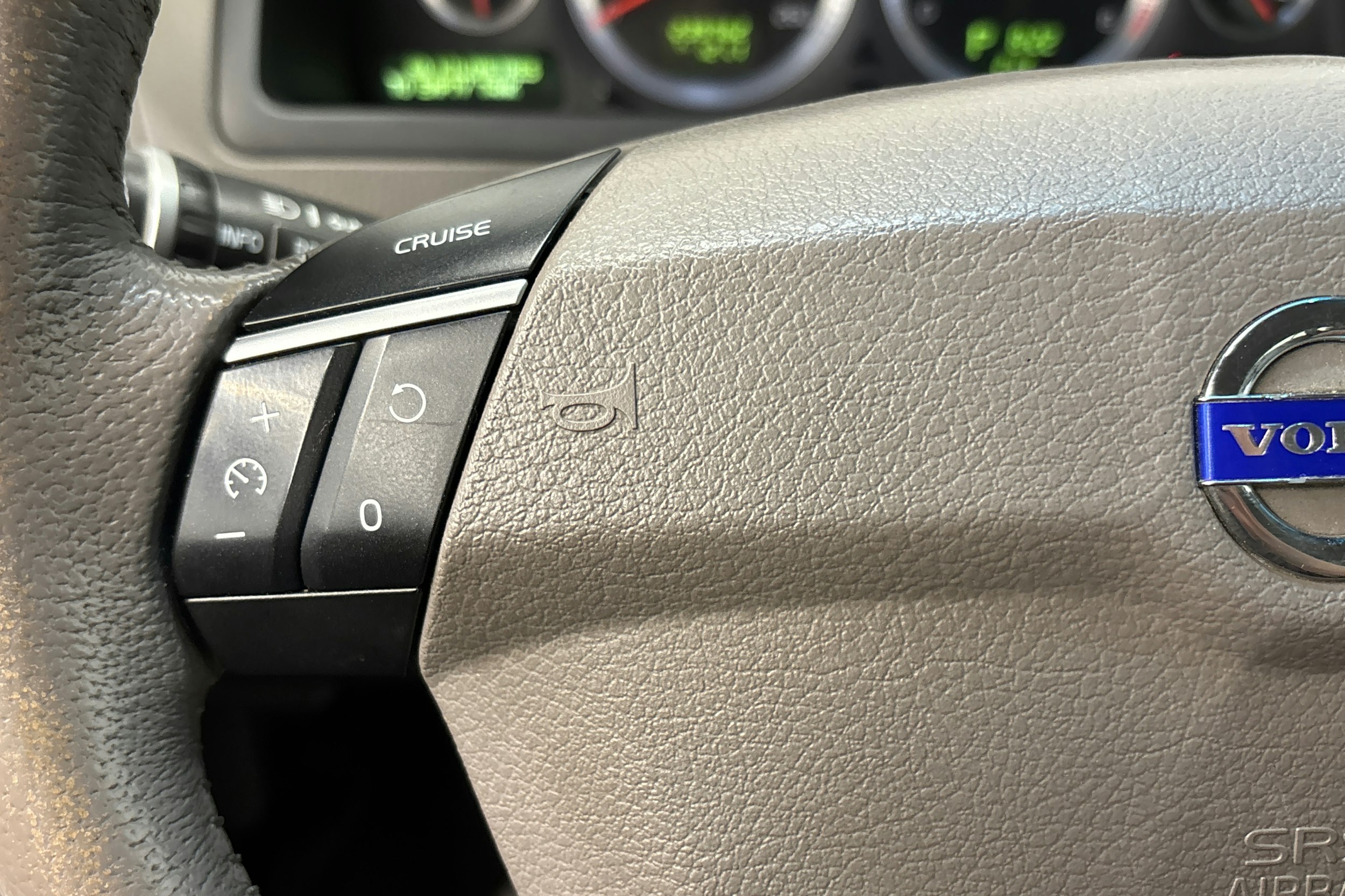 harmaa Volvo XC90 2008 kuva 18.