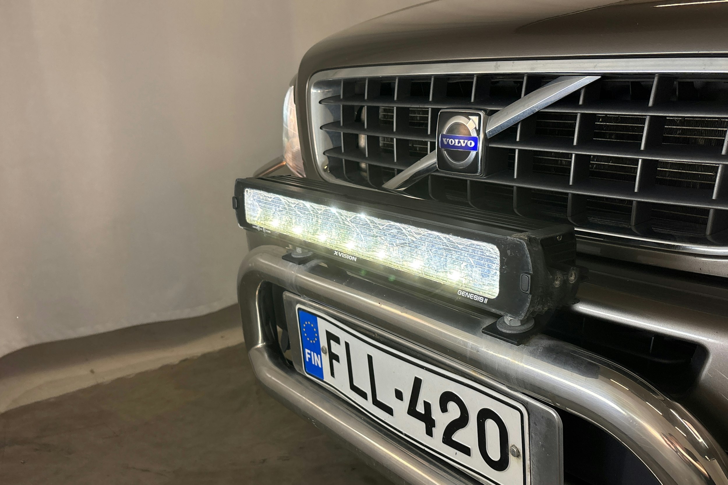 harmaa Volvo XC90 2008 kuva 31.