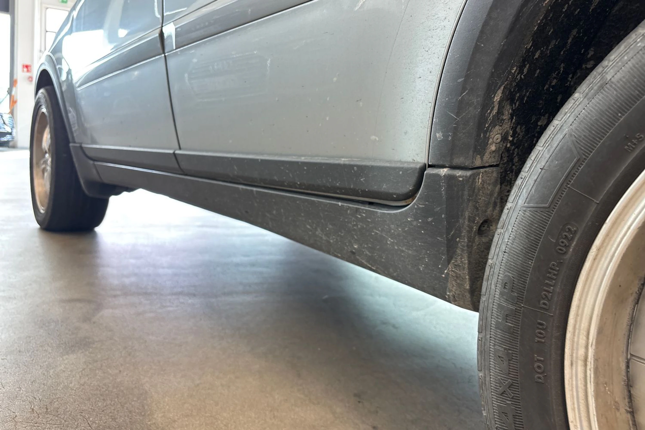 Harmaa Volvo XC90 2007 kuva 16.