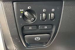 Harmaa Volvo XC90 2007 kuva 26.
