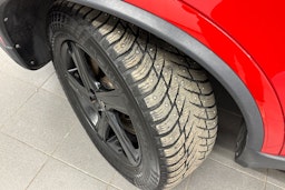 punainen Volvo XC90 2007 kuva 13.