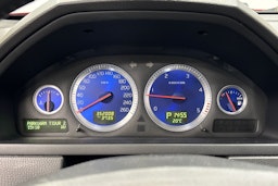 punainen Volvo XC90 2007 kuva 18.