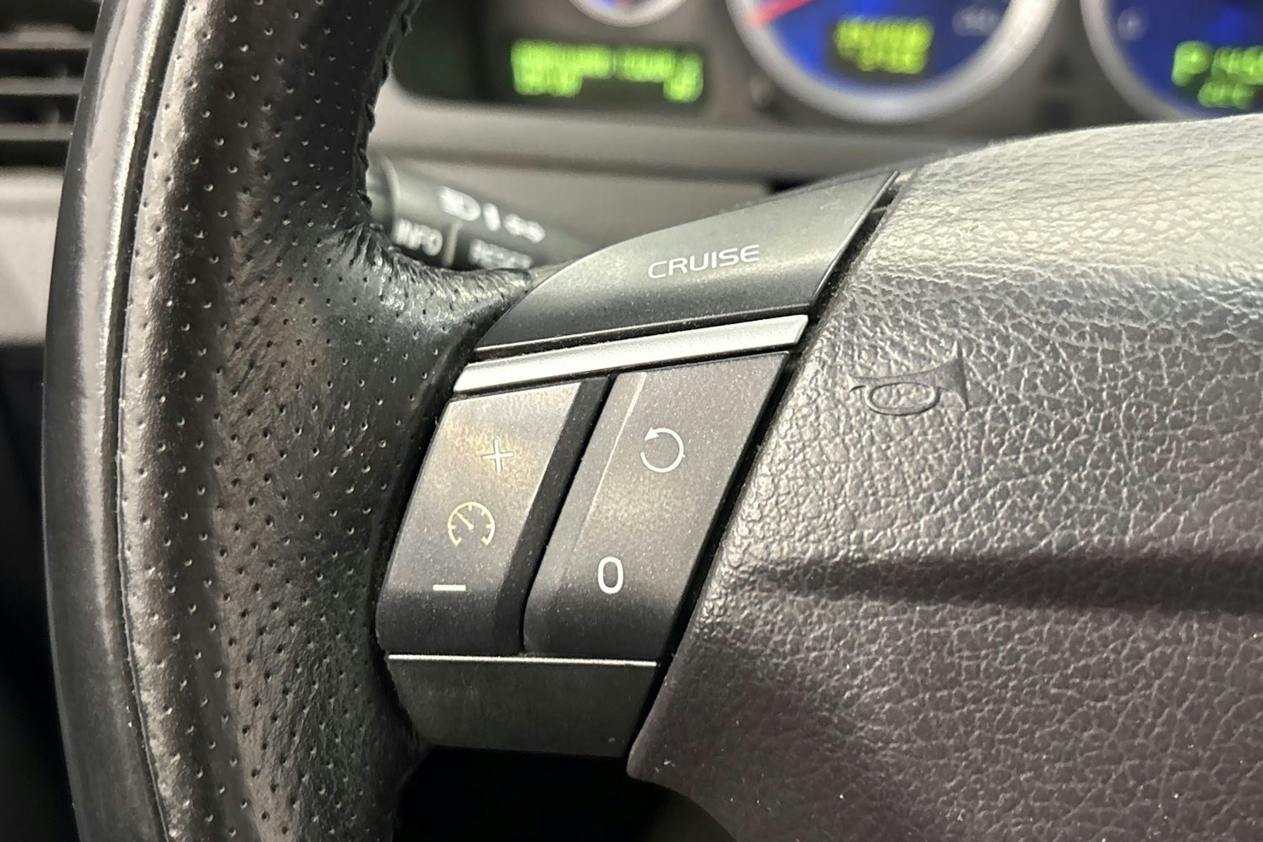 punainen Volvo XC90 2007 kuva 19.