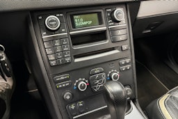 punainen Volvo XC90 2007 kuva 23.