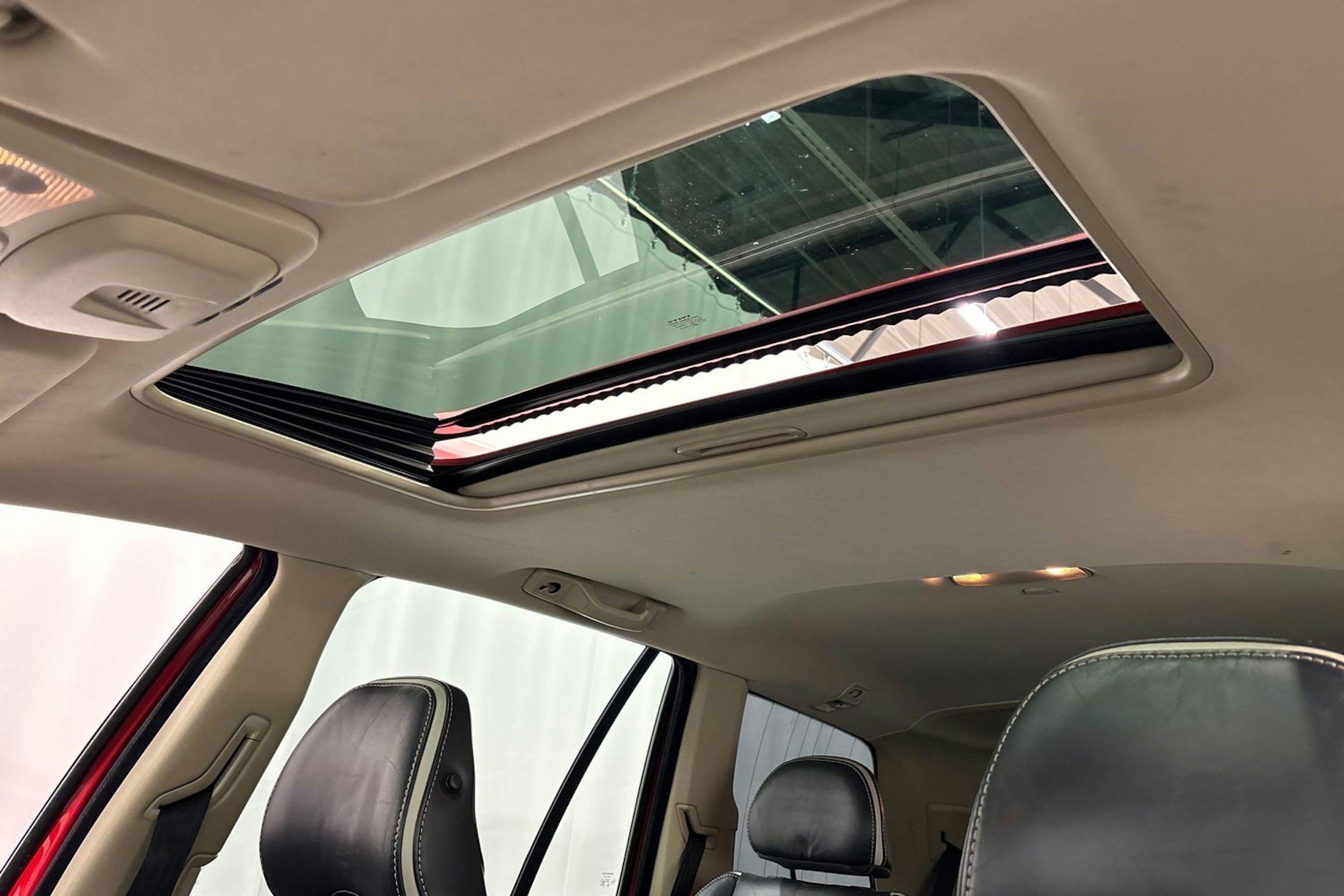 punainen Volvo XC90 2007 kuva 25.