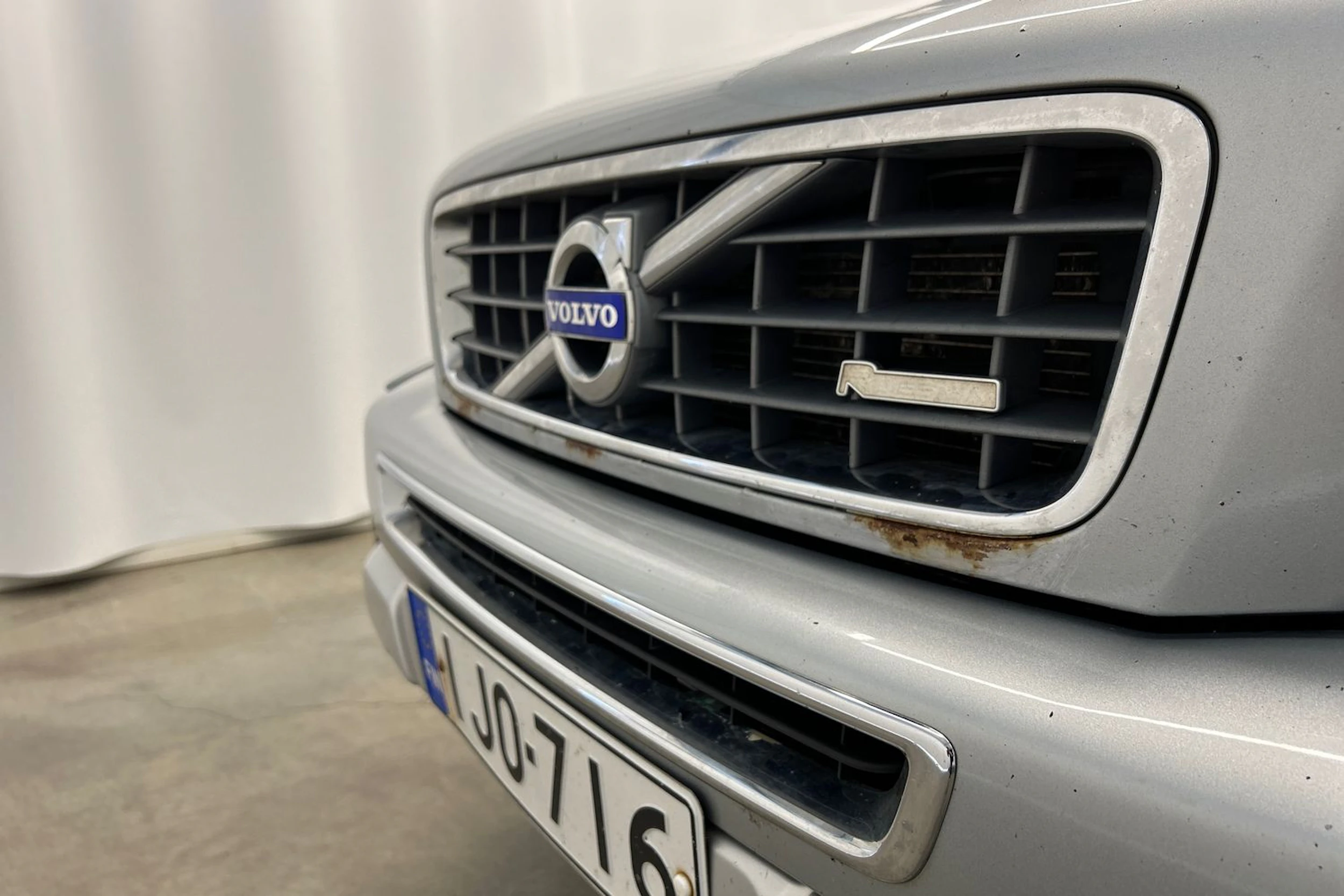 Harmaa Volvo XC90 2010 kuva 12.