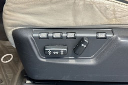 musta Volvo XC90 2010 kuva 17.