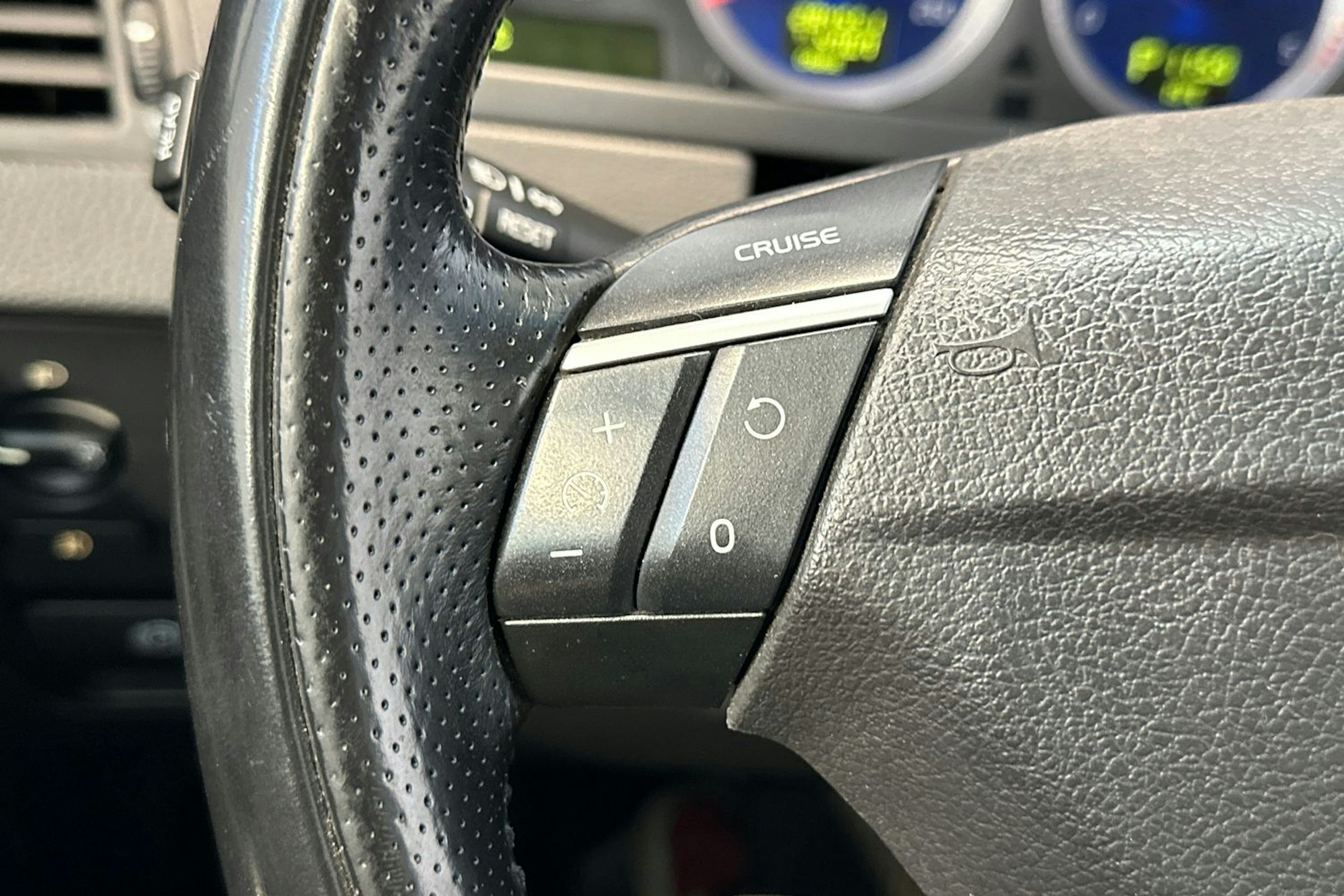 musta Volvo XC90 2010 kuva 19.