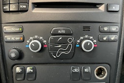 musta Volvo XC90 2010 kuva 24.