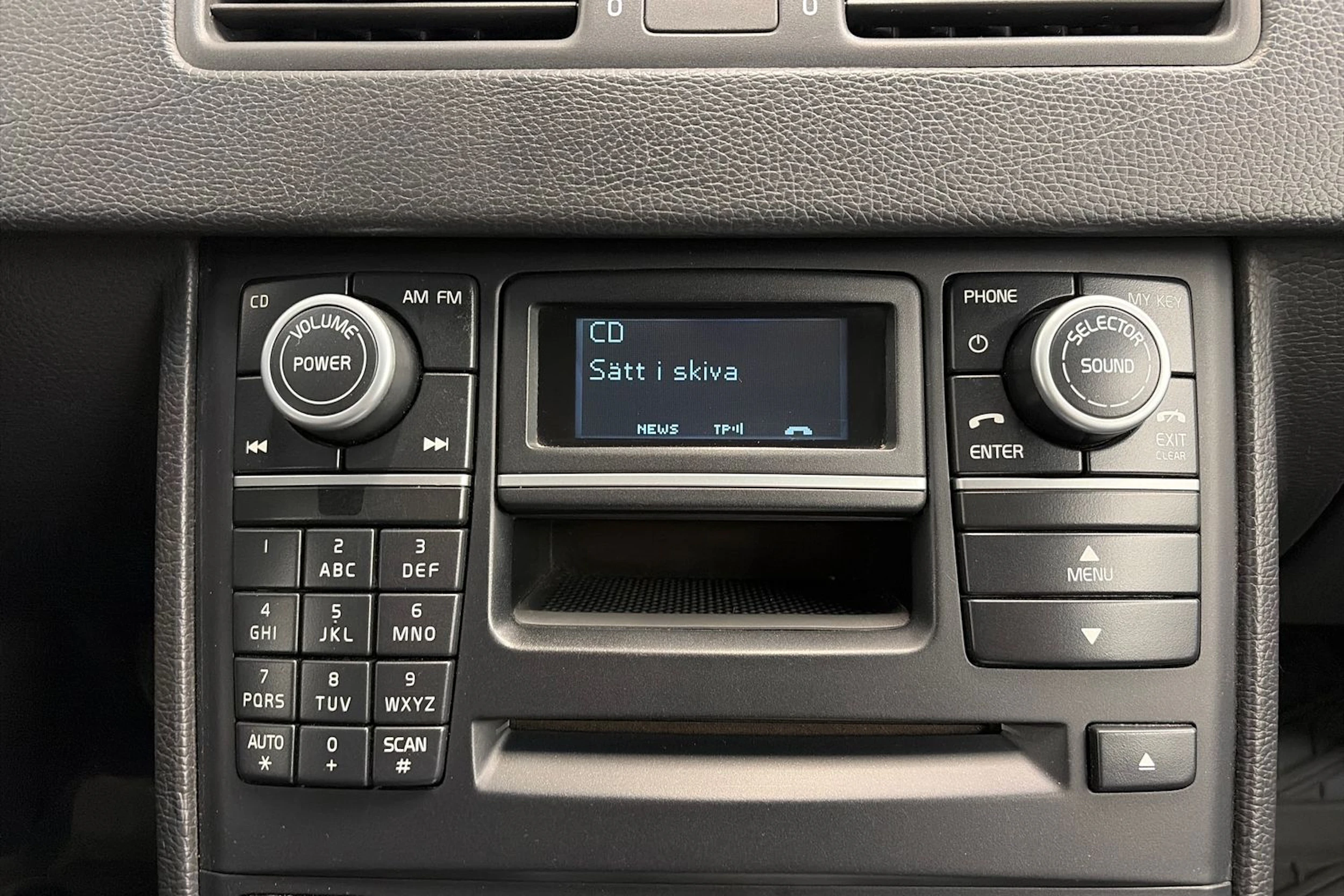 valkoinen Volvo XC90 2012 kuva 20.