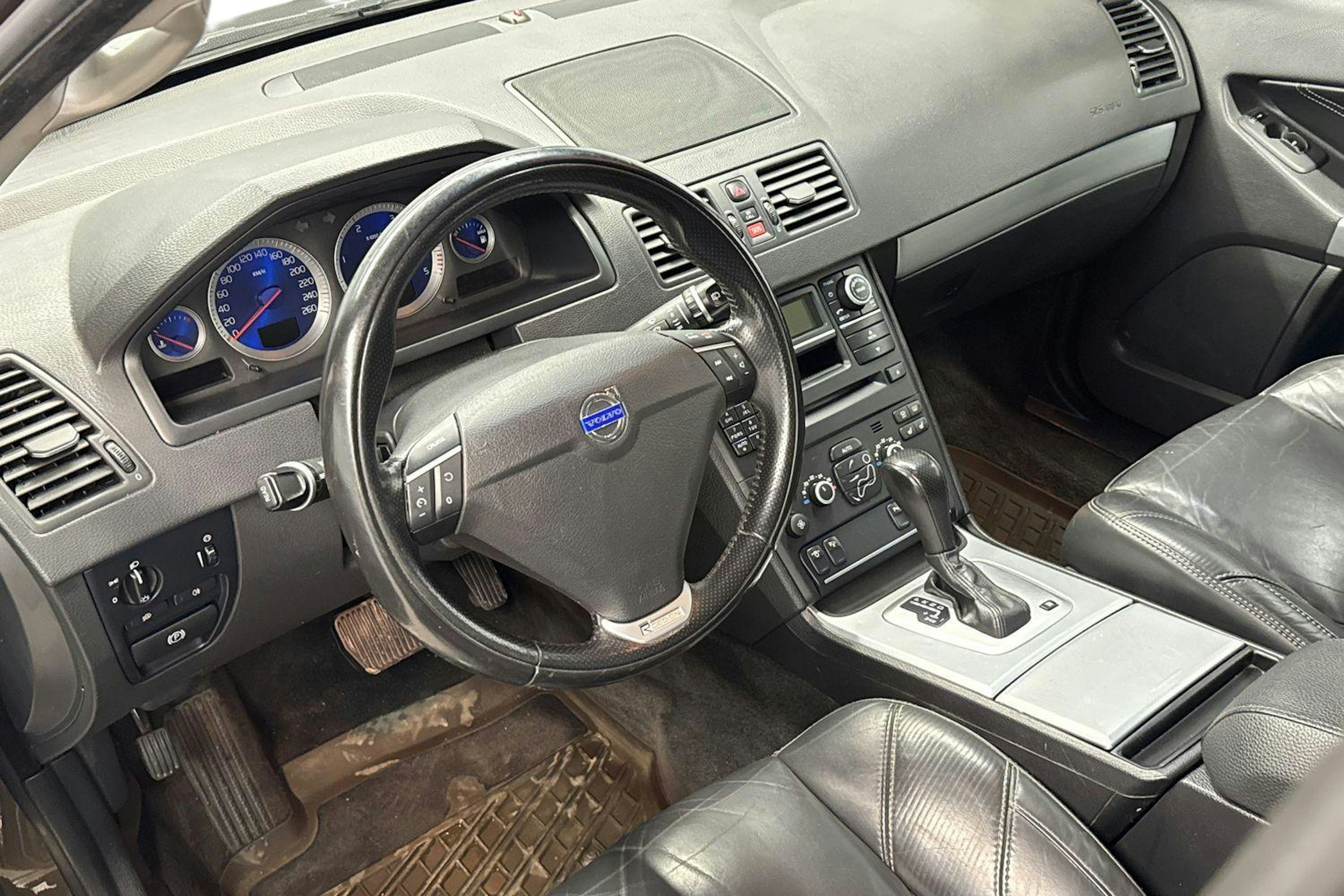 ruskea (beige) Volvo XC90 2013 kuva 6.