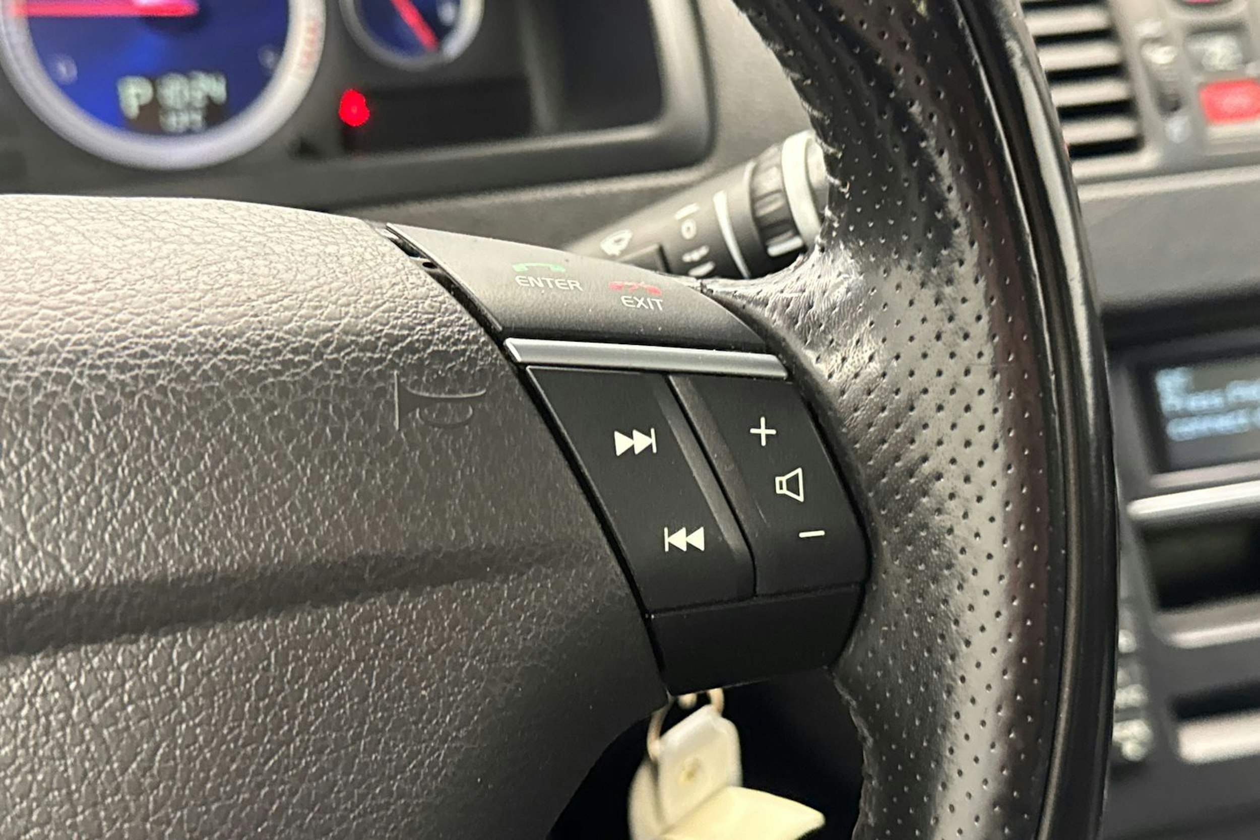 ruskea (beige) Volvo XC90 2013 kuva 16.