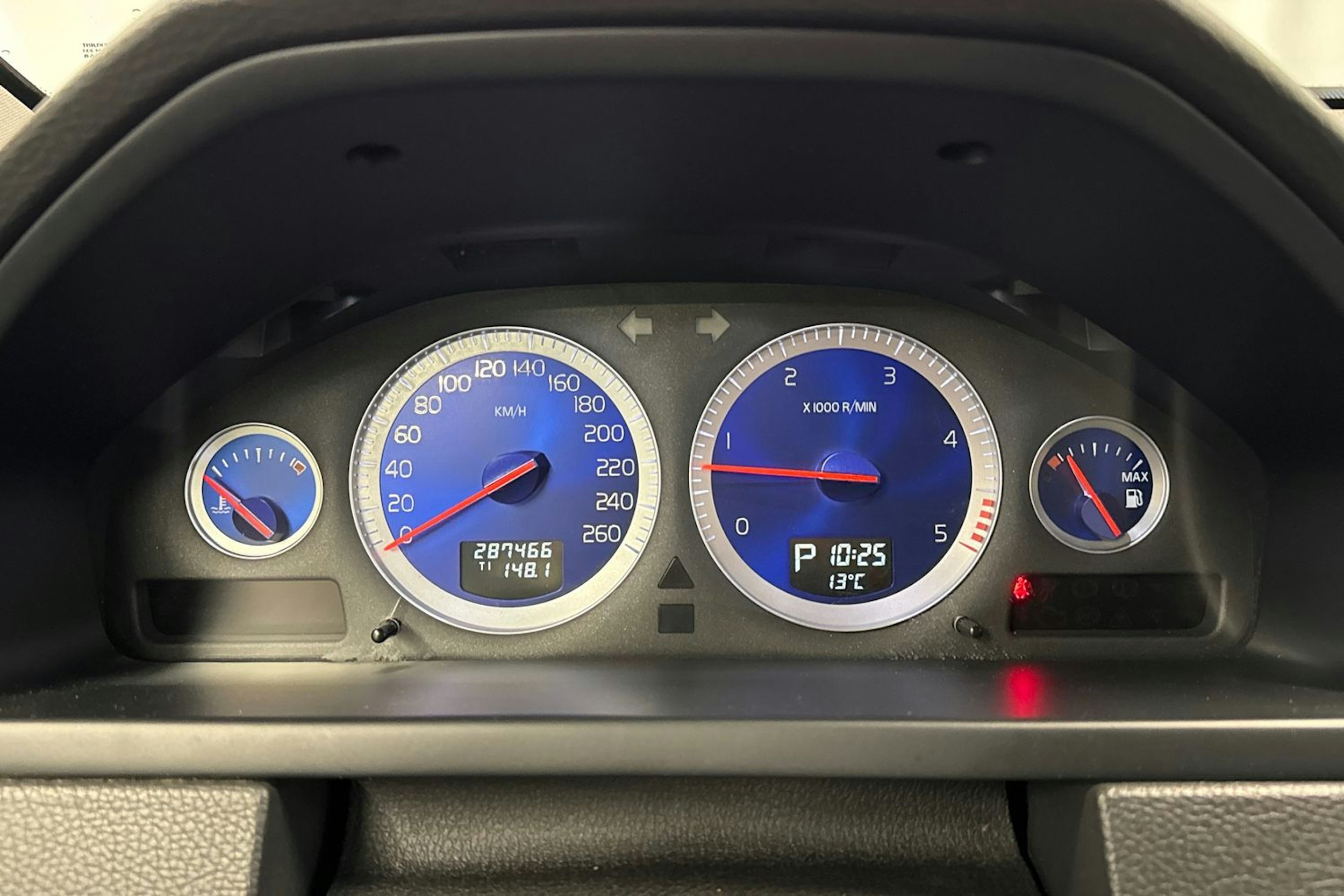 ruskea (beige) Volvo XC90 2013 kuva 17.