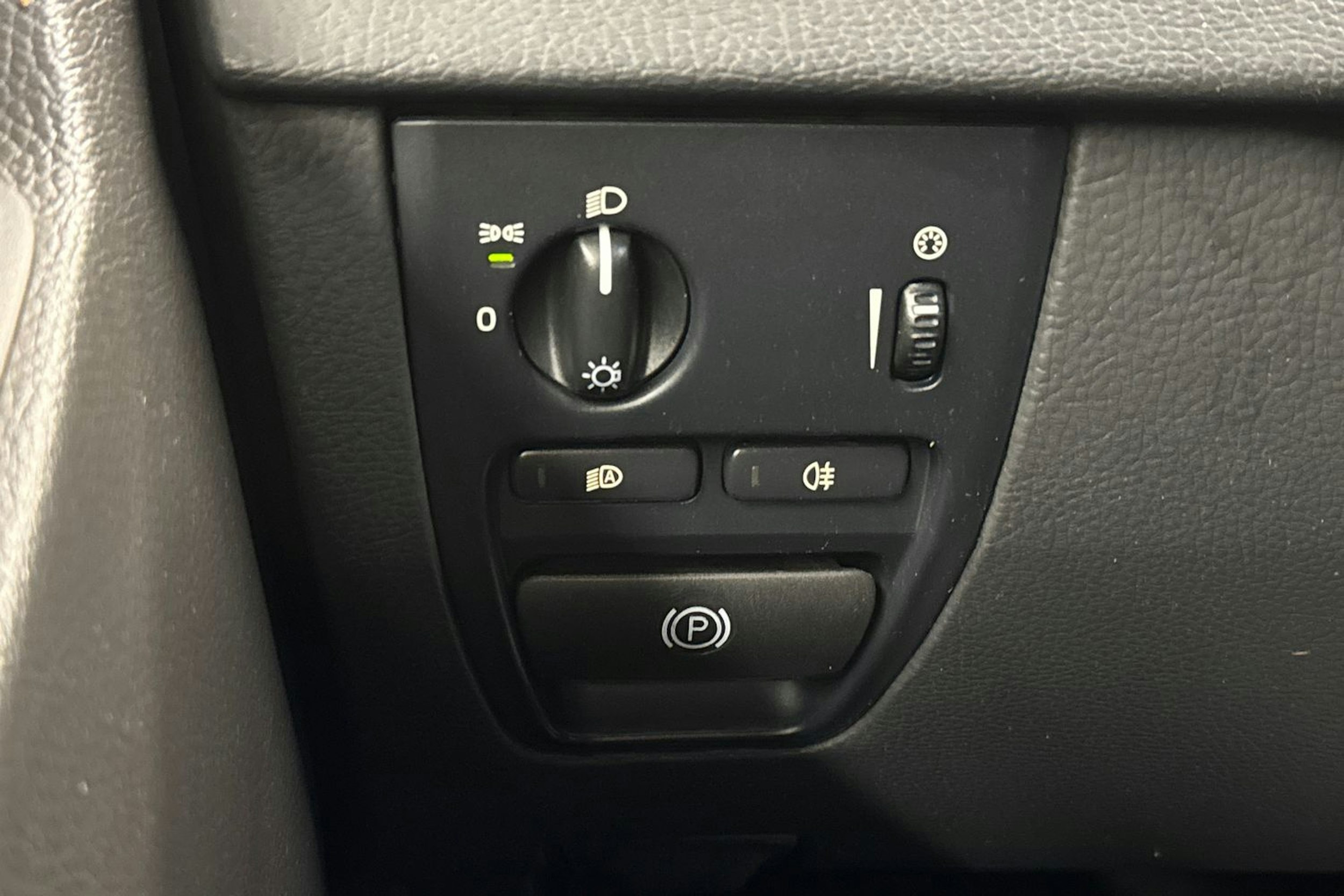 ruskea (beige) Volvo XC90 2013 kuva 18.