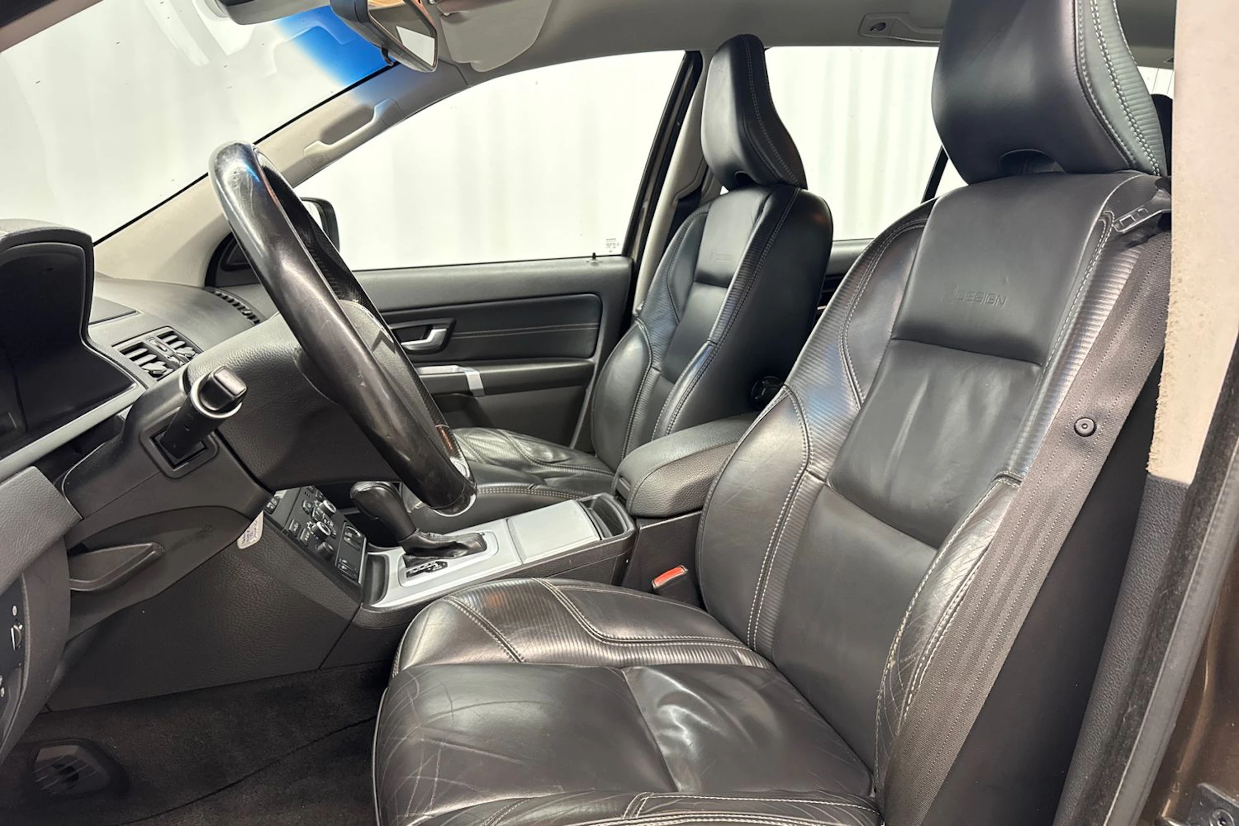 ruskea (beige) Volvo XC90 2013 kuva 13.