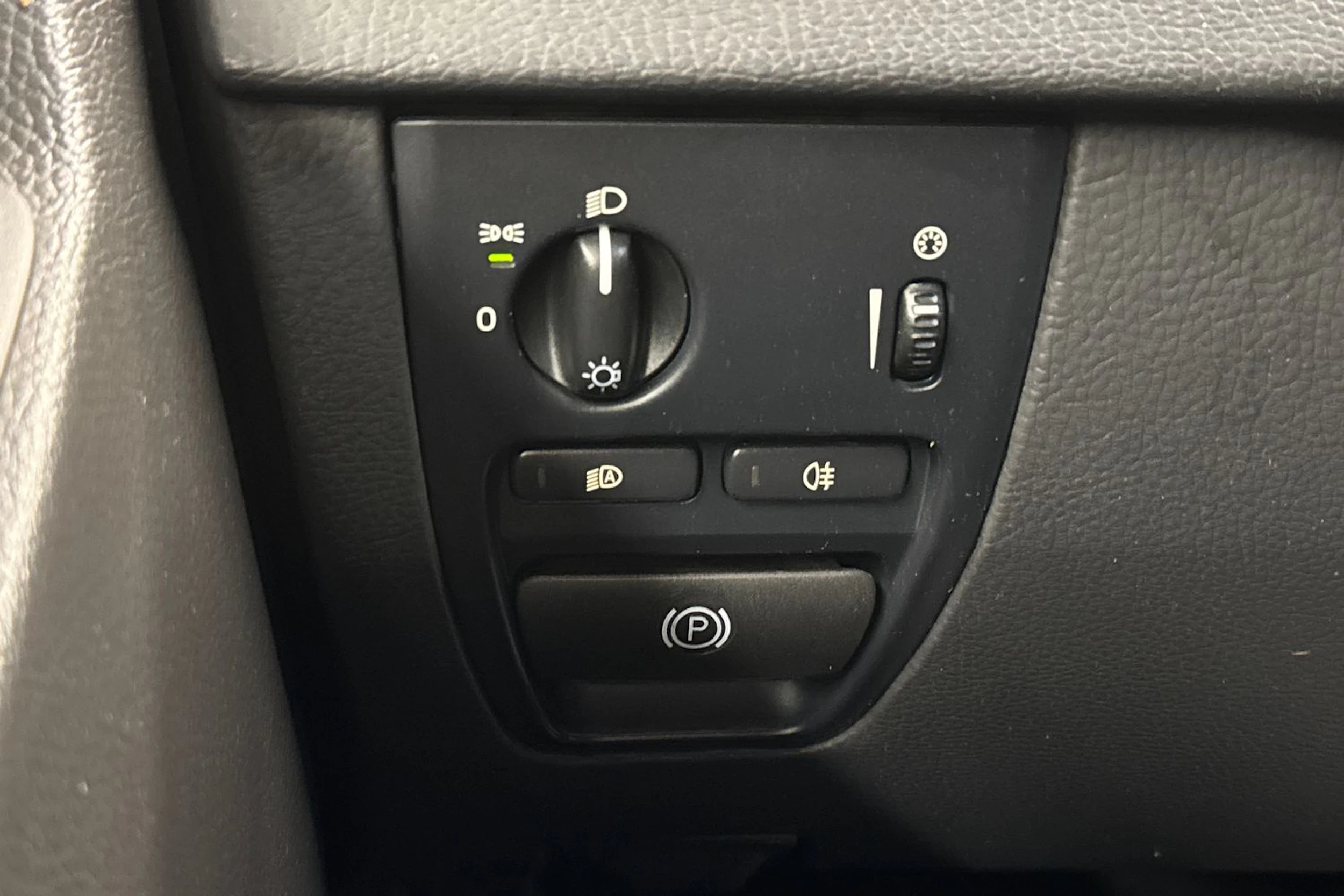 ruskea (beige) Volvo XC90 2013 kuva 18.