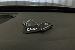 harmaa Volvo XC90 2015 kuva 29.