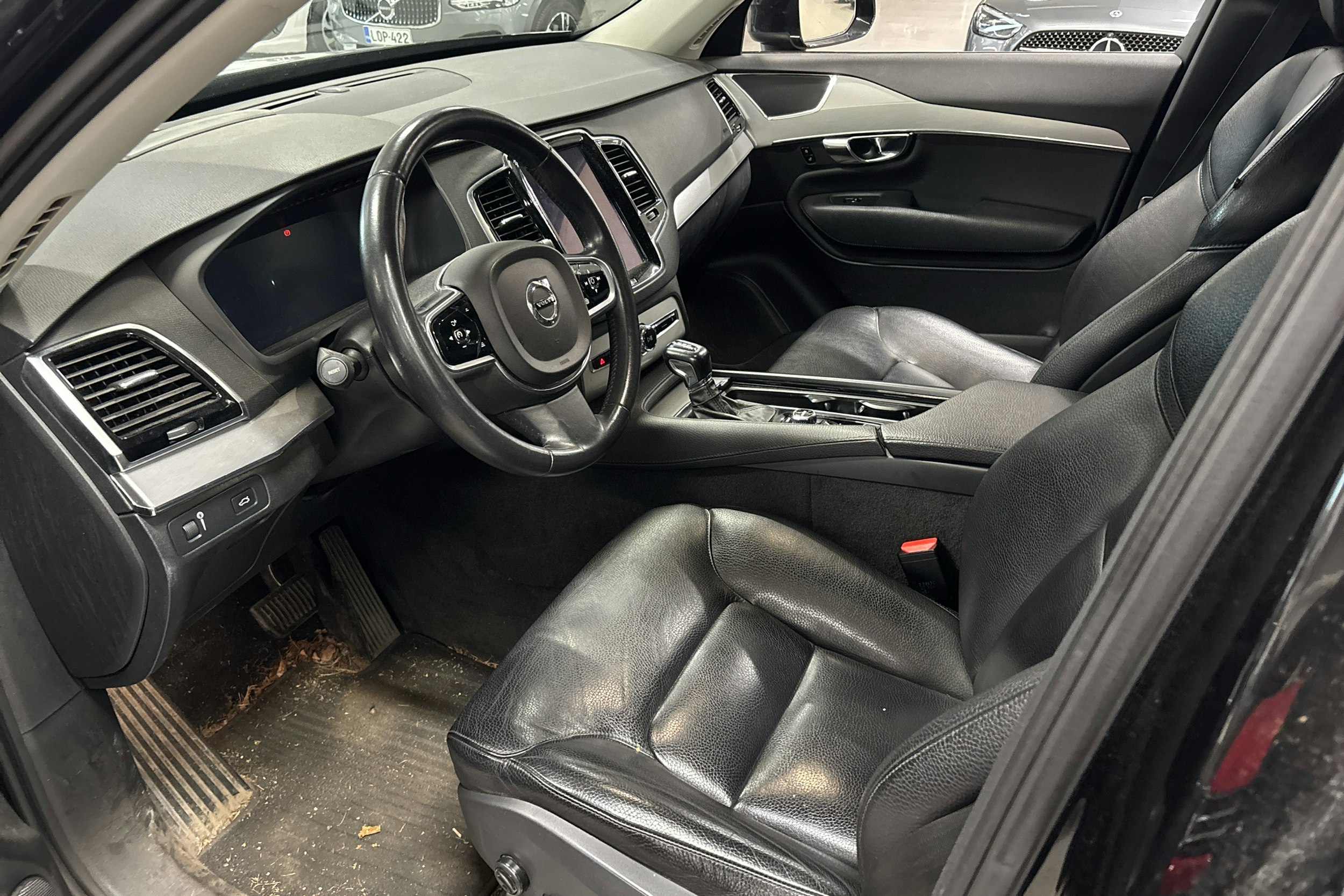 met. musta Volvo XC90 2015 kuva 3.
