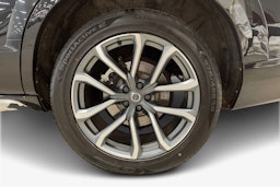 met. musta Volvo XC90 2015 kuva 11.