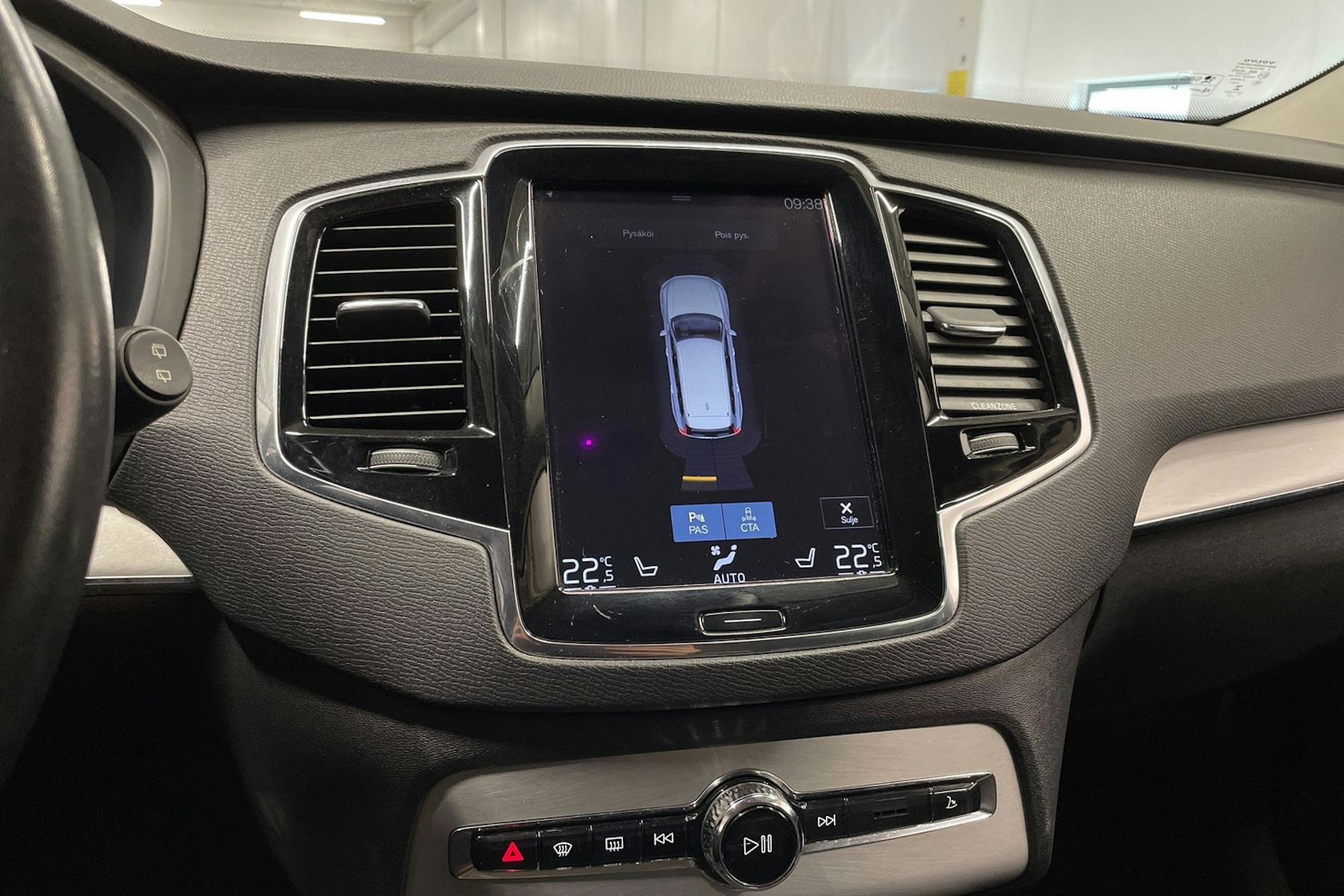 met. musta Volvo XC90 2015 kuva 22.