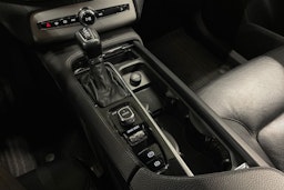 met. musta Volvo XC90 2015 kuva 23.